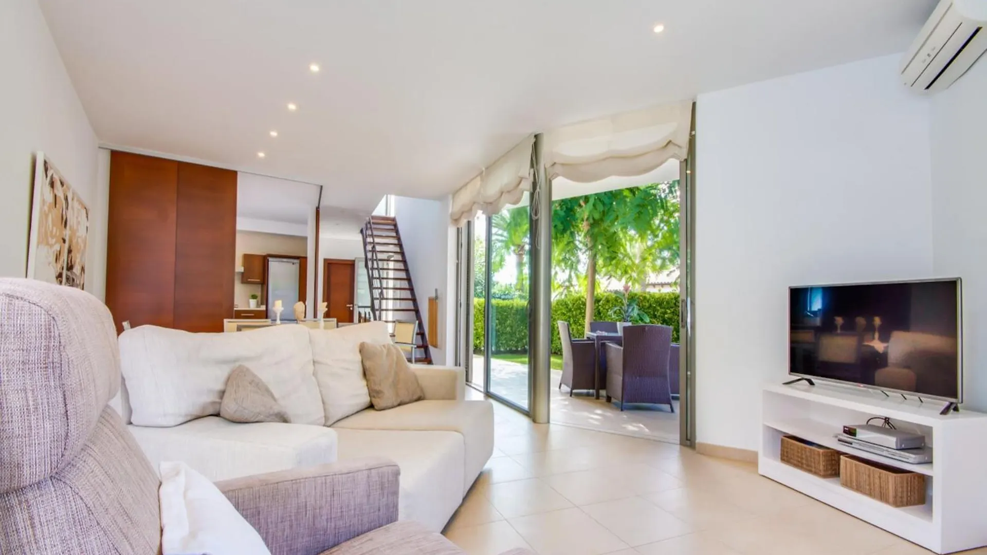 Holiday Home In Playa De Muro 플라야 데 뮤로
